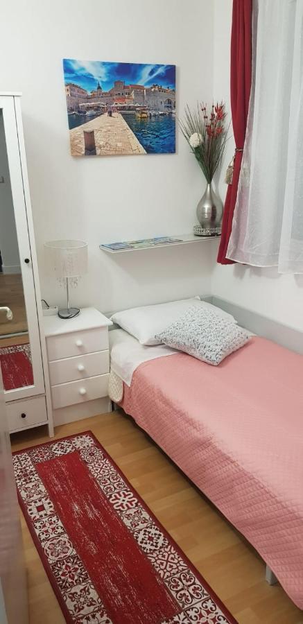 Apartment Golden Sun, Novigrad, Istria, Croatia Novigrad Istria Kültér fotó